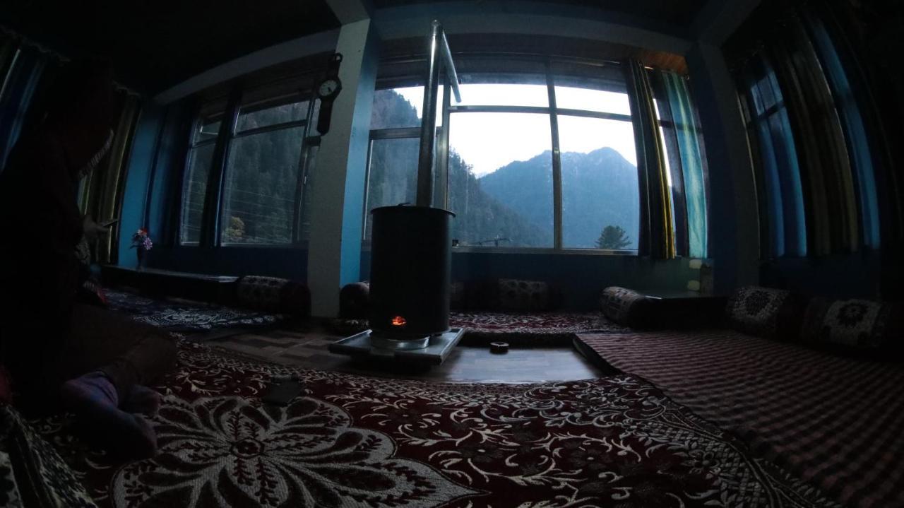 Snow View Guest House Kasol Kültér fotó