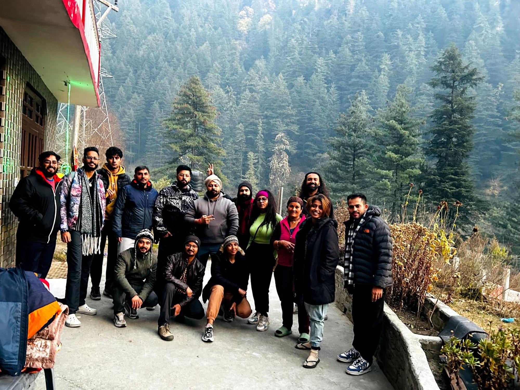 Snow View Guest House Kasol Kültér fotó
