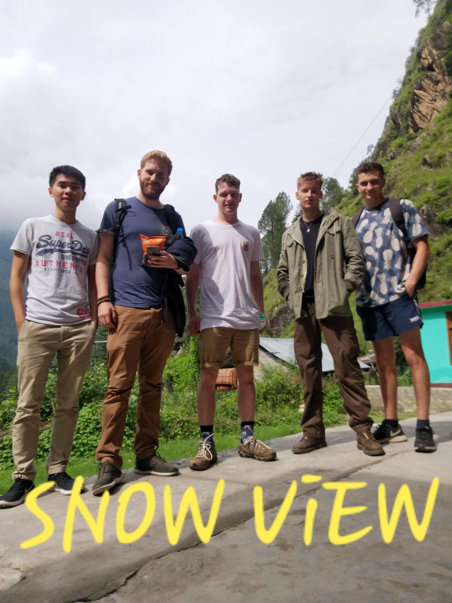 Snow View Guest House Kasol Kültér fotó
